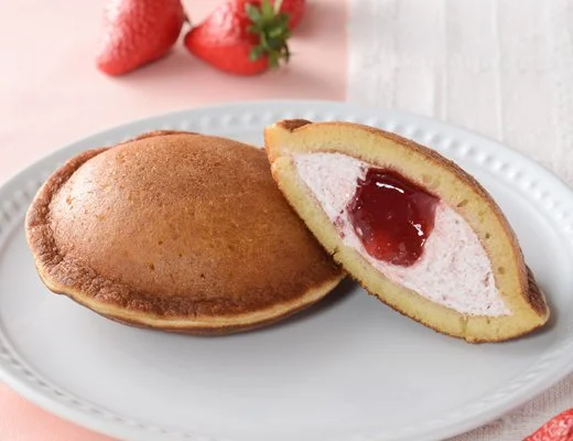 ローソン ローソン×ICHIBIKO「どらもっち いちご」が週間ランキング1位！3週連続コラボの大本命が話題沸騰 257円